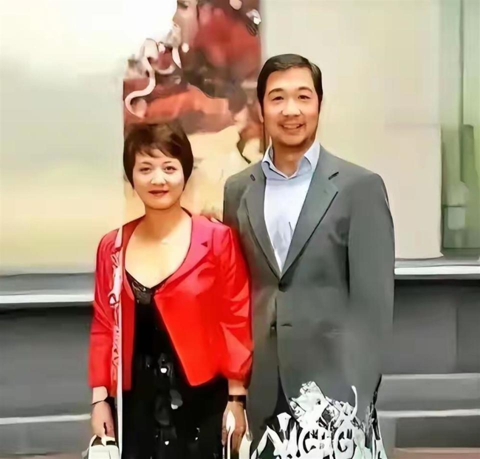 邓婕张国立相守
